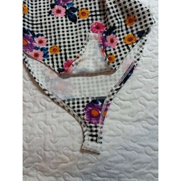 Marilyn Monroe ribbed floral print body suit size small - Picture 6 of 9